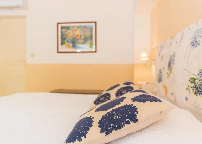 Du Loup Frühstückspension 3*